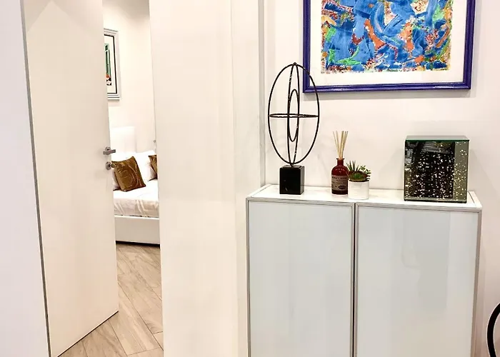 Appartement Metro Ponte Lungo *